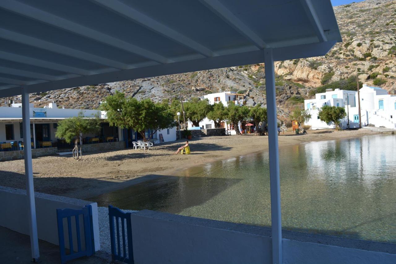 Seafront Studio Kherronisos Eksteriør bilde